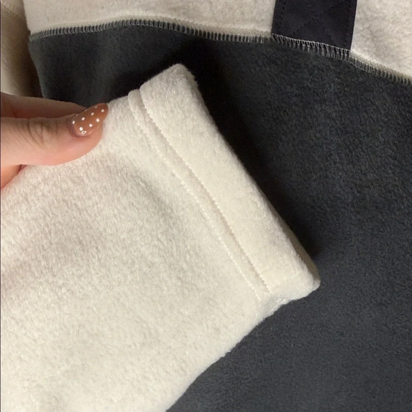 Columbia White Fleece Jacket - Picture 4 of 4